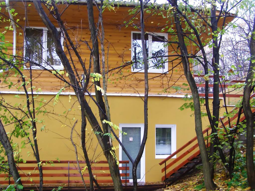Гостевой Дом "Дача Салтов" Staryy Saltiv Exterior photo
